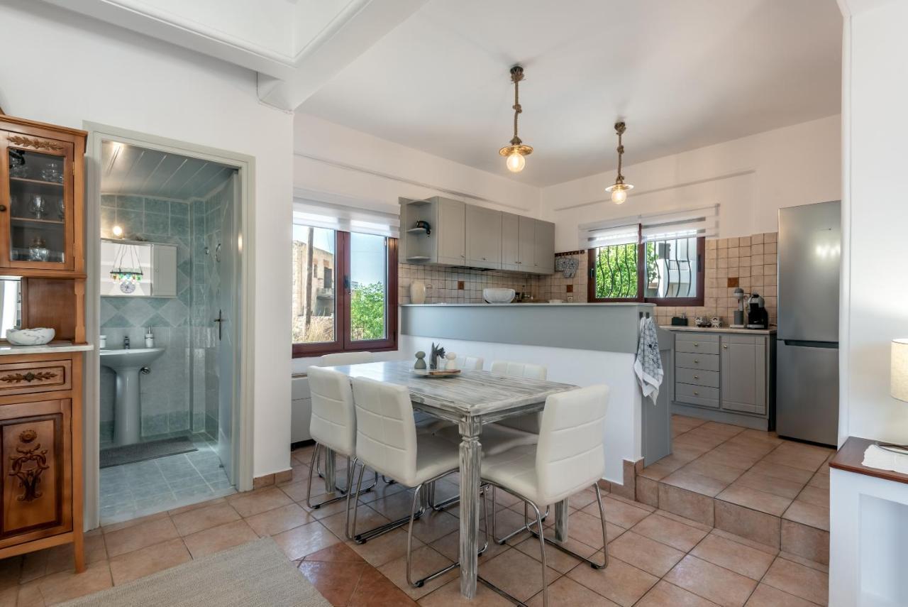 Apteramare Tradidtional House 'New Listing 2022' Ханя Екстериор снимка