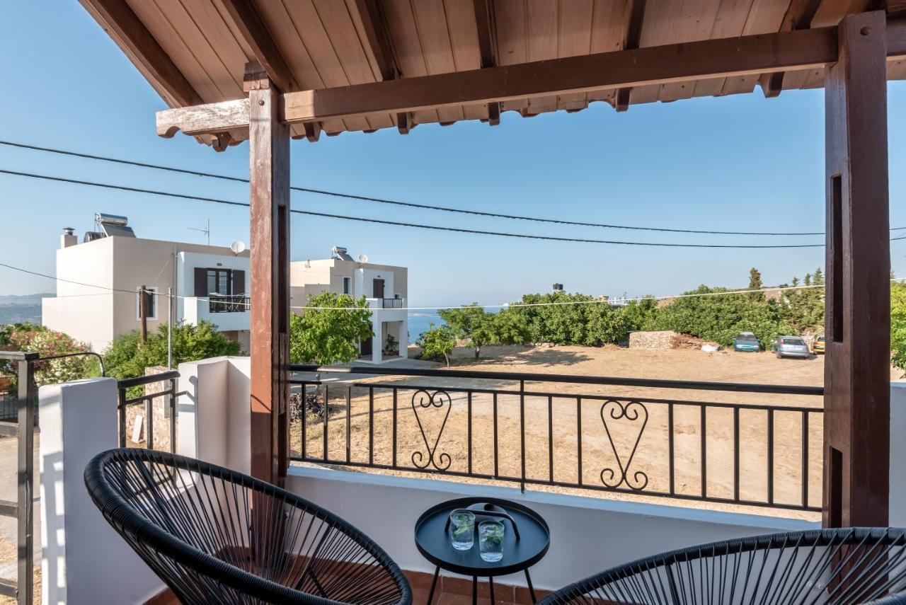 Apteramare Tradidtional House 'New Listing 2022' Ханя Екстериор снимка