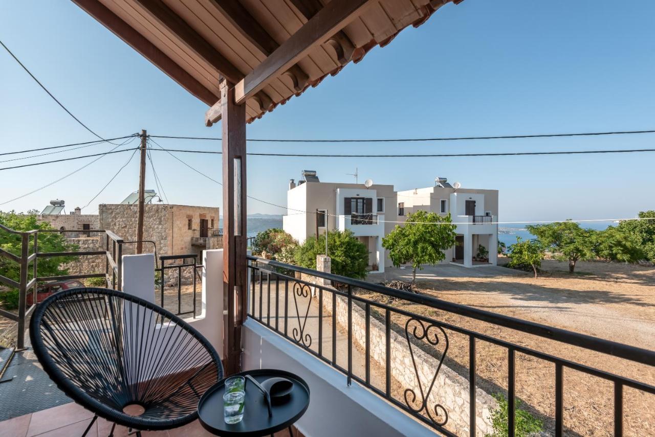 Apteramare Tradidtional House 'New Listing 2022' Ханя Екстериор снимка