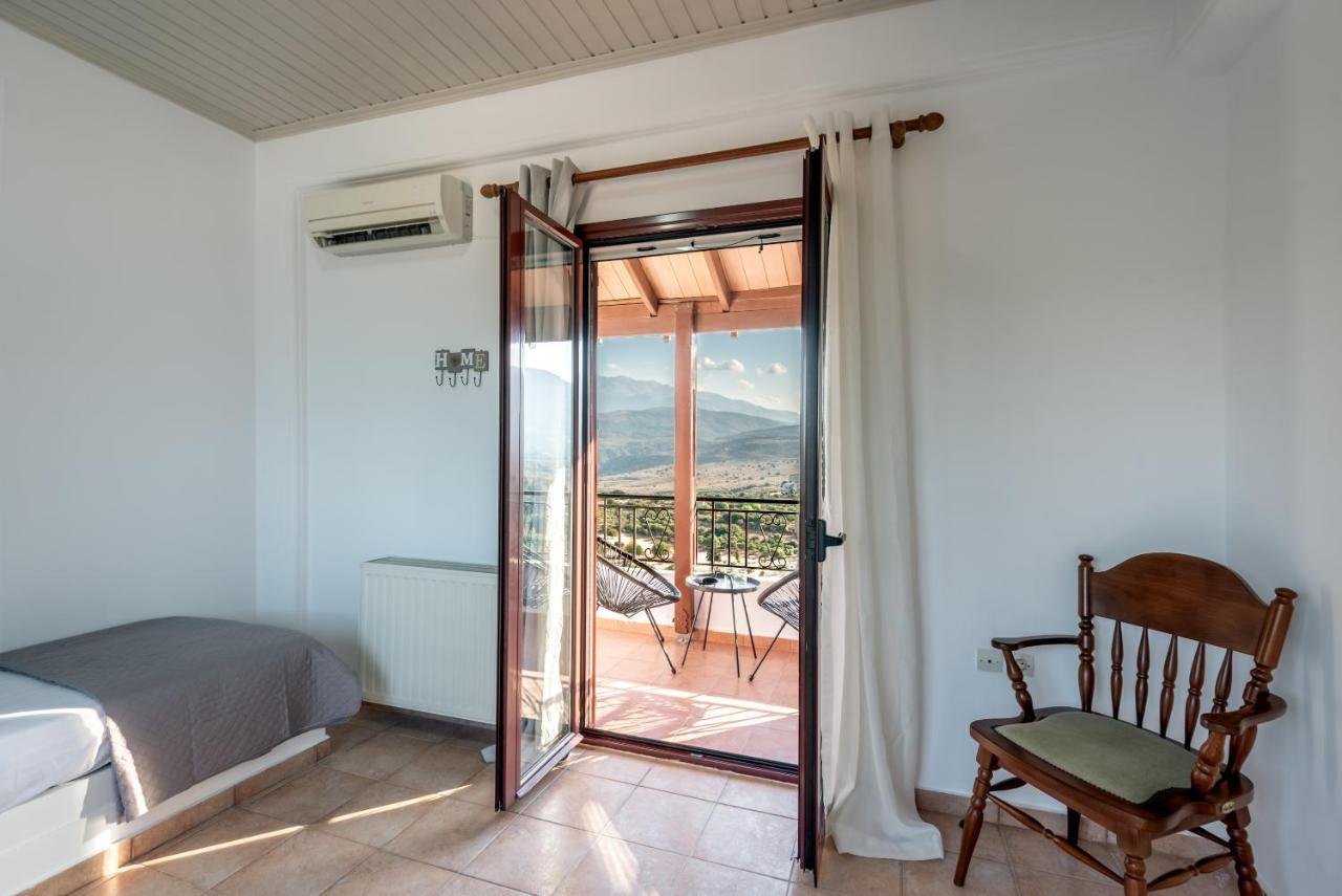 Apteramare Tradidtional House 'New Listing 2022' Ханя Екстериор снимка